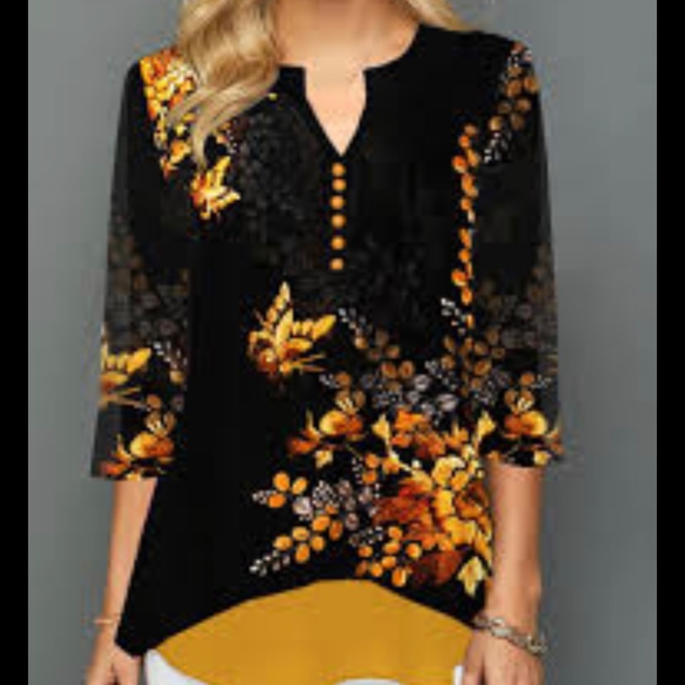 NWOT Floral Blouse
